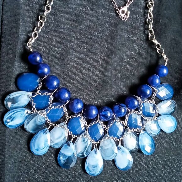 Jewelry - Pretty Shades of Blue Layered Beaded Bib Statement Necklace